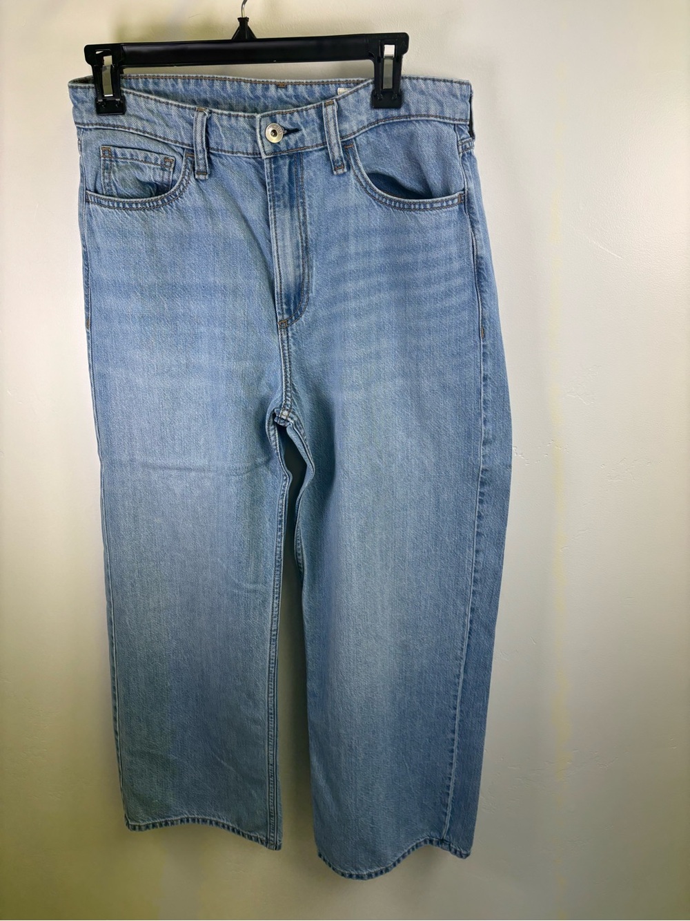 RAG & BONE LORI MID RISE CROPPED JEANS
WOMEN 27  LIGHT BLUE WASHED COTTON
BLEND